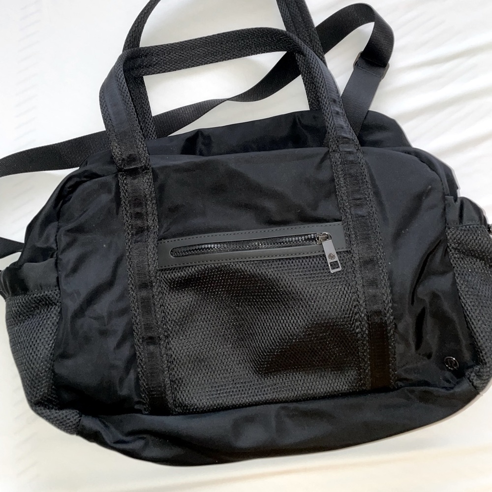 Lululemon gym bag